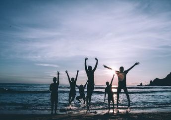 Contoh Percakapan Mempersiapkan Liburan dengan Teman dalam Bahasa Inggris