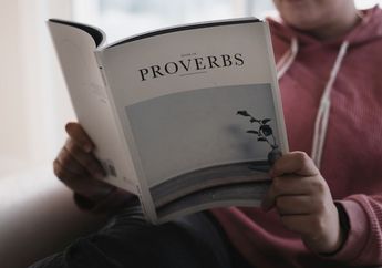 15 Contoh Proverb atau Peribahasa Bahasa Inggris yang Populer