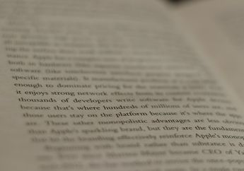 Jawab Soal Bahasa Inggris Kelas XII Chapter 6, Is It Direct or Indirect?