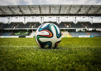 5 Idiom Bahasa Inggris Menggunakan Kata Ball Beserta Makna dan Contoh Kalimat