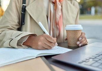 Jawab Soal Bahasa Indonesia Kelas X Kurikulum Merdeka, Teks Deskripsi Perusahaan dan Surat Penawaran No. 6-10