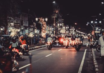 Pasal-Pasal UUD 1945 dalam Kehidupan Sehari-Hari, Materi PPKn Kelas 10 Kurikulum Merdeka