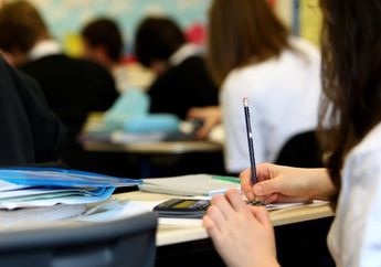 Materi School Subject, Pelajaran Bahasa Inggris Kelas VII SMP