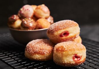 Apa Bedanya Bomboloni dengan Donat?