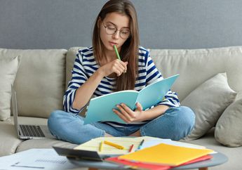 Jawab Soal Bahasa Inggris Kurikulum Merdeka Kelas XI Unit 5, Activity 4 Reflect and Evaluate