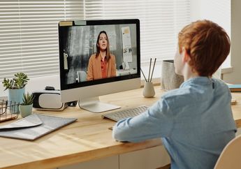 Jawab Soal Bahasa Inggris 'Stay Focused during Online Learning', Buku Kurikulum Merdeka Kelas VII