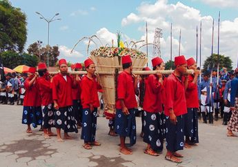 Apa Tantangan yang Dihadapi oleh Generasi Muda dalam Upayanya Melestarikan Tradisi Lokal? Materi PPKn Kelas XI
