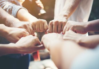 7 Manfaat Kerja Sama yang Bisa Dilakukan di Mana Saja, Materi PPKn