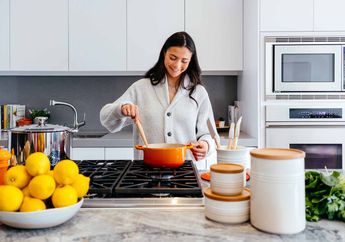 Jawab Soal Bahasa Inggris Kelas VII Chapter 4, Things in the Kitchen