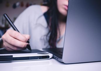 15 Contoh Penggunaan Kata She, Her, dan Hers dalam Bahasa Inggris