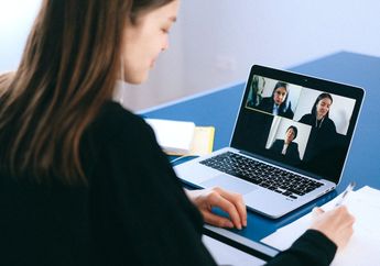 3 Cara Spotlight di Zoom