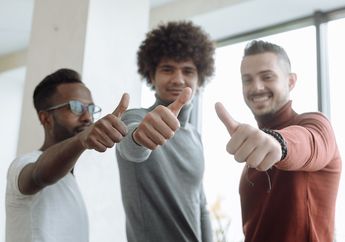 12 Cara Merespons Pujian dalam Bahasa Inggris