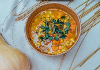 Contoh Teks Prosedur Membuat Sup Jagung dalam Bahasa Inggris