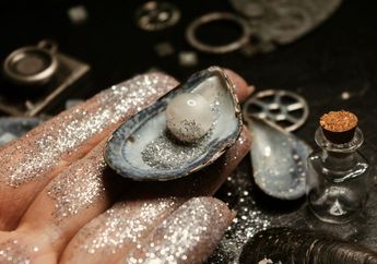 Bagaimana Cara Tiram Memproduksi Mutiara?