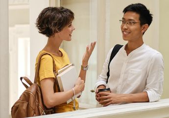 15 Cara Menanyakan 'Sedang Apa?' dalam Bahasa Inggris