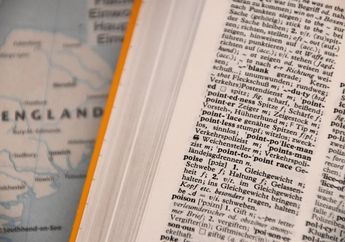 Kata Kerja Tidak Beraturan atau Irregular Verbs Berawalan Huruf 'B'