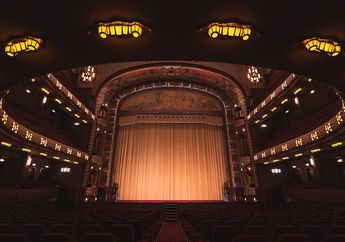 5 Unsur Kegiatan Merancang Pementasan Teater