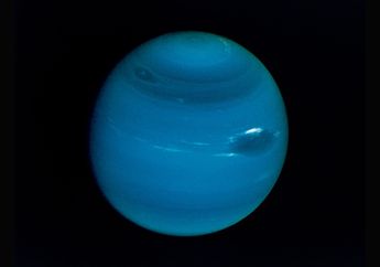 Apa Nama Bulan Terbesar yang Mengelilingi Planet Neptunus?