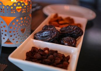 Berapa Banyak Kurma yang Dianjurkan Dikonsumsi saat Buka Puasa?