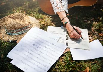 Jawab Soal Seni Budaya Kelas X Semester 2 Bab 12, Analisis Kritik Musik Tahap Evaluasi