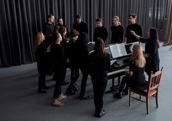 5 Lagu untuk Memperingati Hari Pendidikan Nasional