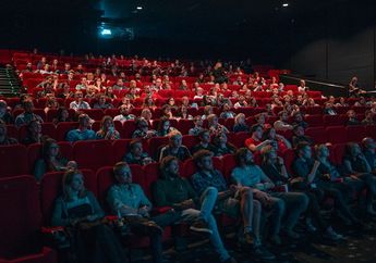Sejak Kapan Bioskop Ada di Indonesia?