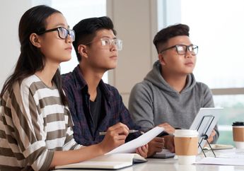 Perbedaan Kalimat Definisi dengan Kalimat Deskripsi