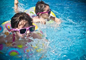20 Kosakata Bahasa Inggris tentang Perlengkapan Berenang