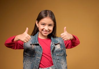Bagaimana Cara Membalas Pujian Menggunakan Bahasa Inggris?