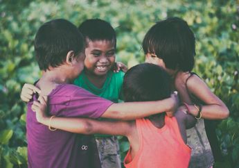 Lirik Tembang Dolanan Bahasa Jawa Ilir-Ilir dan Rek Ayo Rek
