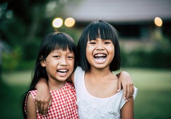 Baru Punya Adik? Ini 5 Tips untuk Menjadi Kakak yang Baik
