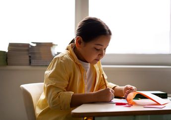 Struktur Teks Tanggapan, Materi Bahasa Indonesia Kelas VII Kurikulum Merdeka