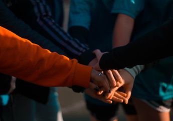 5 Manfaat Membangun Harmoni Sosial, Sosiologi Kelas XI Kurikulum Merdeka