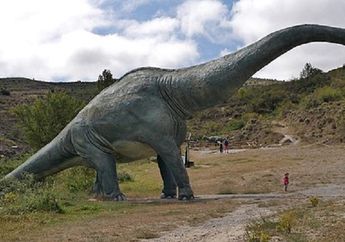 Kenapa Dinosaurus Jenis Brachiosaurus Mempunyai Tubuh Besar?