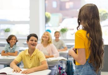6 Hal yang Biasa Disampaikan saat Memperkenalkan Diri atau Introducing Yourself, Materi Bahasa Inggris Kelas VII Kurikulum Merdeka