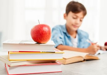 Jawab Soal Evaluasi Esai Tema 01: Kondisi Geografis dan Pelestarian Sumber Daya Alam, Ilmu Pengetahuan Sosial Kelas VIII Kurikulum Merdeka