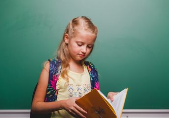 3 Cara Menggunakan Tanda Titik Koma (;) dan Contohnya, Materi Bahasa Indonesia Kelas VIII Kurikulum Merdeka