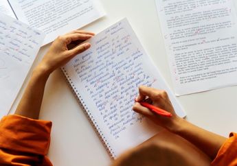 Contoh Teks Deskripsi dalam Bahasa Inggris, Materi Bahasa Inggris Kelas VII Kurikulum Merdeka