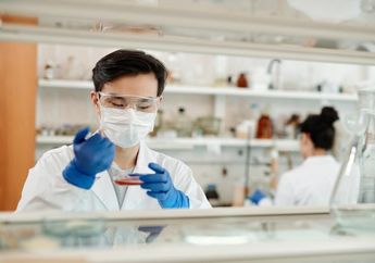 10 Cara Menjaga Keselamatan saat Berada di Laboratorium dan Fungsinya