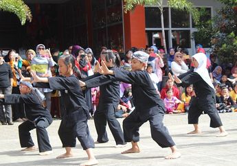 5 Macam Teknik Pukulan dalam Pencak Silat dan Cara Melakukannya, Materi PJOK Kelas XI