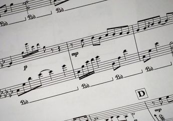 Jawab Soal H. Uji Kompetensi No.1 pada Bab 3:'Musik Tradisional', Seni Budaya Kelas X Kurikulum Merdeka