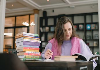 5 Cara Mengatur Intonasi saat Presentasi Laporan Hasil Observasi, Materi Bahasa Indonesia Kelas X