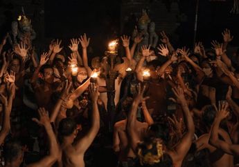 Jawab Soal C. Uji Kompetensi pada Bab 5: 'Gerak Dasar Tari', Seni Budaya Kelas X Kurikulum Merdeka