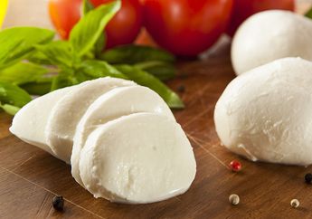 Dari Mana Asal Keju Mozzarella?