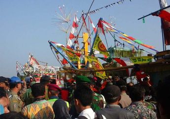 Semarak Pesta Lomban di Jepara