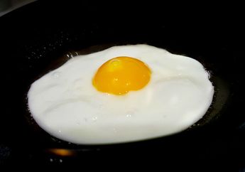Mengapa Telur Memadat Setelah Dimasak?