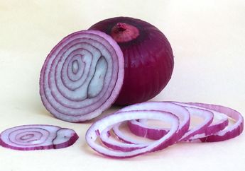 Mengapa Kita Menangis Saat Mengiris Bawang?