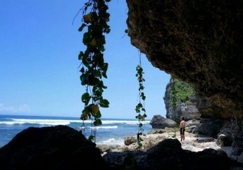 Pantai Nglolang, Pantai yang Seperti Milik Pribadi