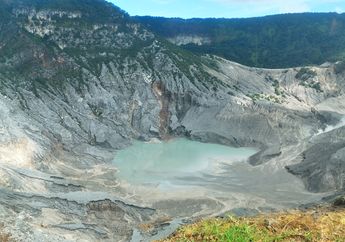 Gunung Tangkuban Parahu, Tempat Wisata Berlegenda