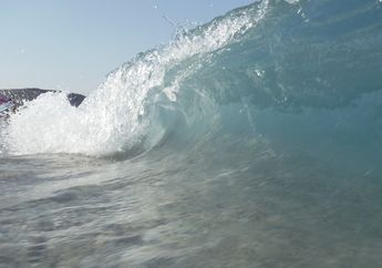 Mengenal Ciri-ciri Terjadinya Tsunami